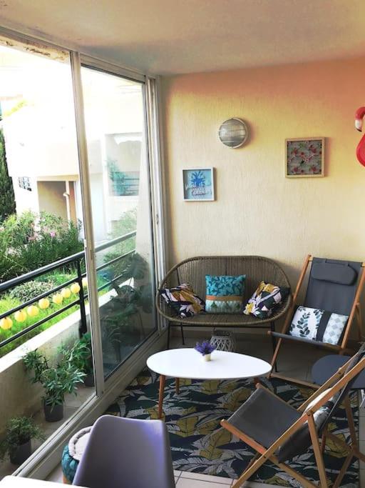 Coquet Proche - Garage Apartment